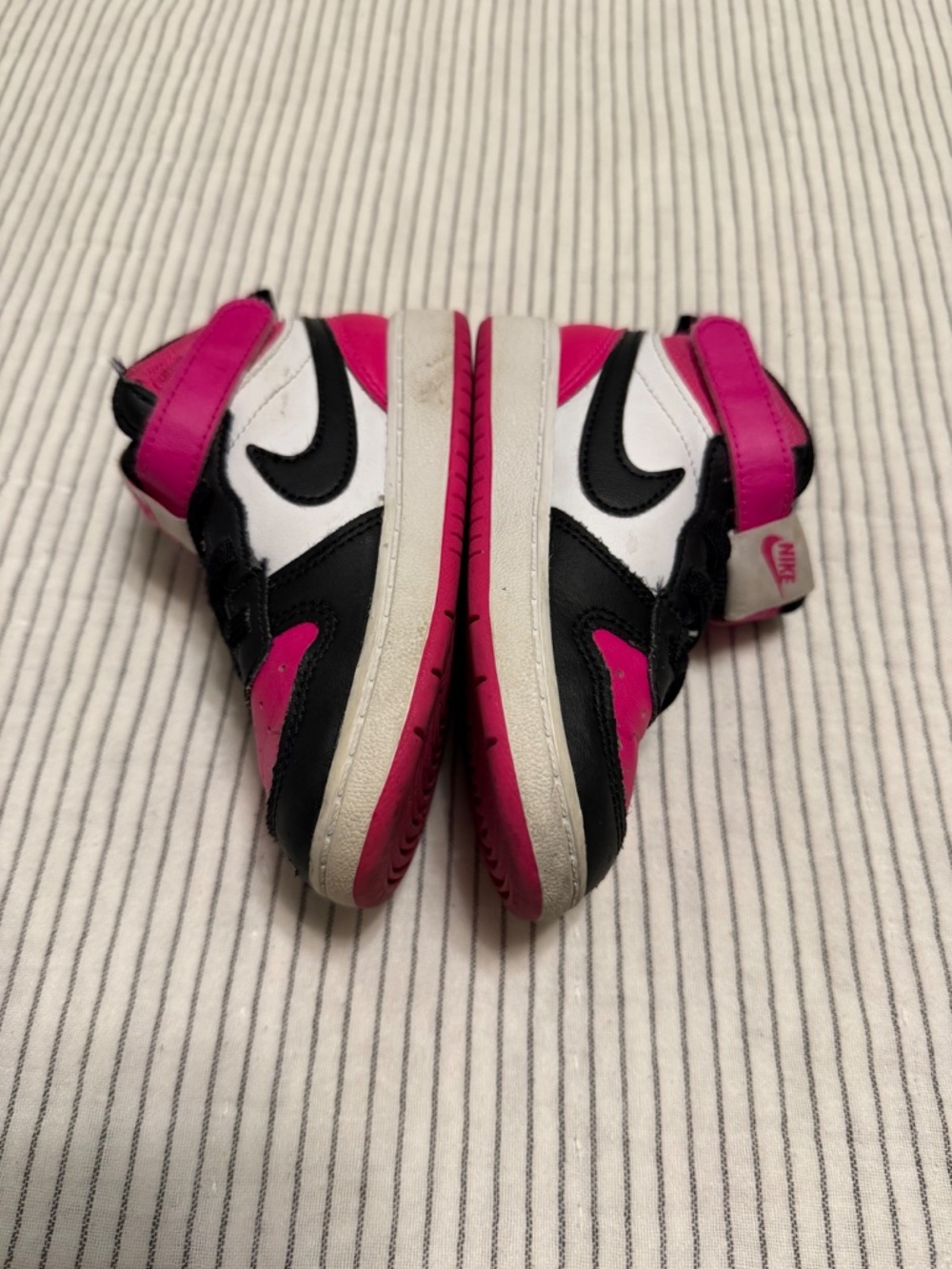 NIKE Court Borough Mid 2 Kids Sneakers Shoes Pink Black White Size 7.5 Toddler - Picture 5 of 8